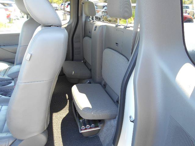 Used 2018 Nissan Frontier S RWD image 11