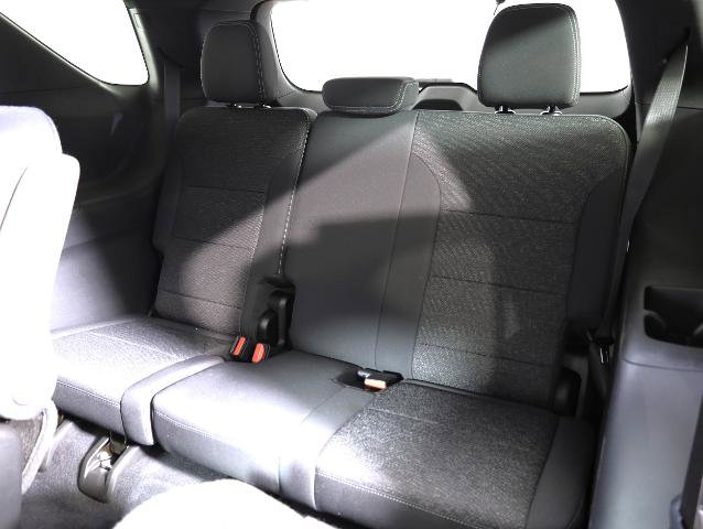 Used 2024 Chevrolet Traverse LT w/ Midnight/Sport Edition image 12