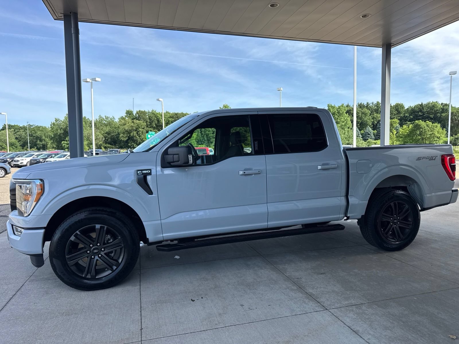 Certified 2021 Ford F150 XLT w/ Equipment Group 302A High AWD/4WD image 4