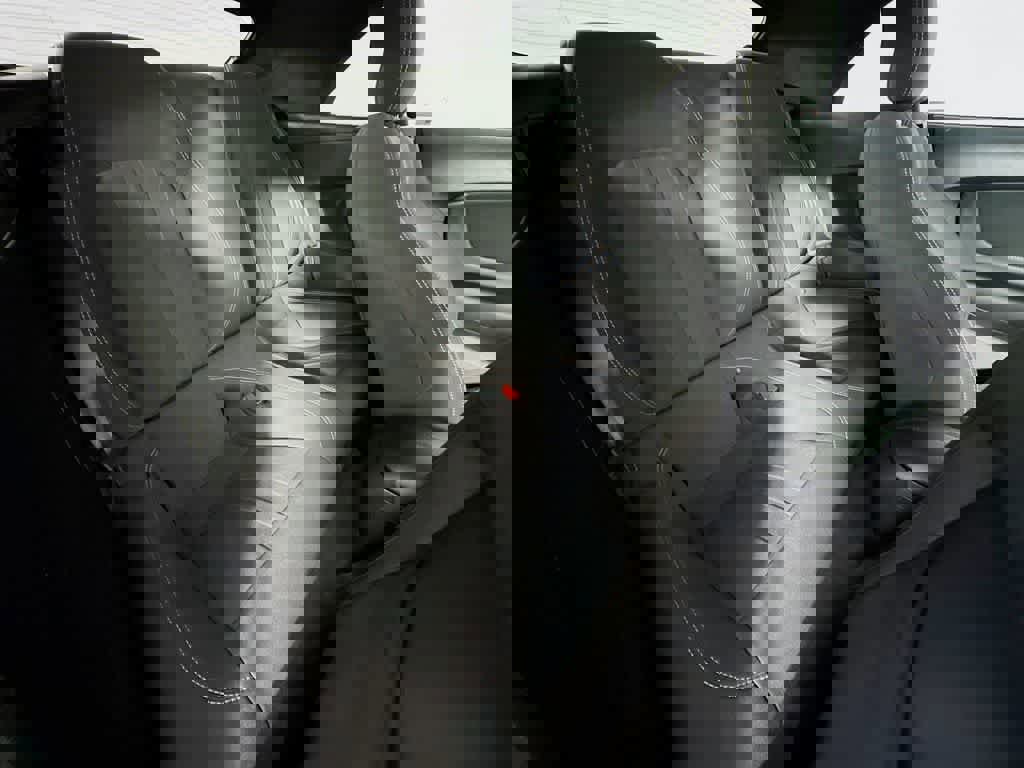 Certified 2022 Ford Mustang Convertible w/ Equipment Group 101A image 31