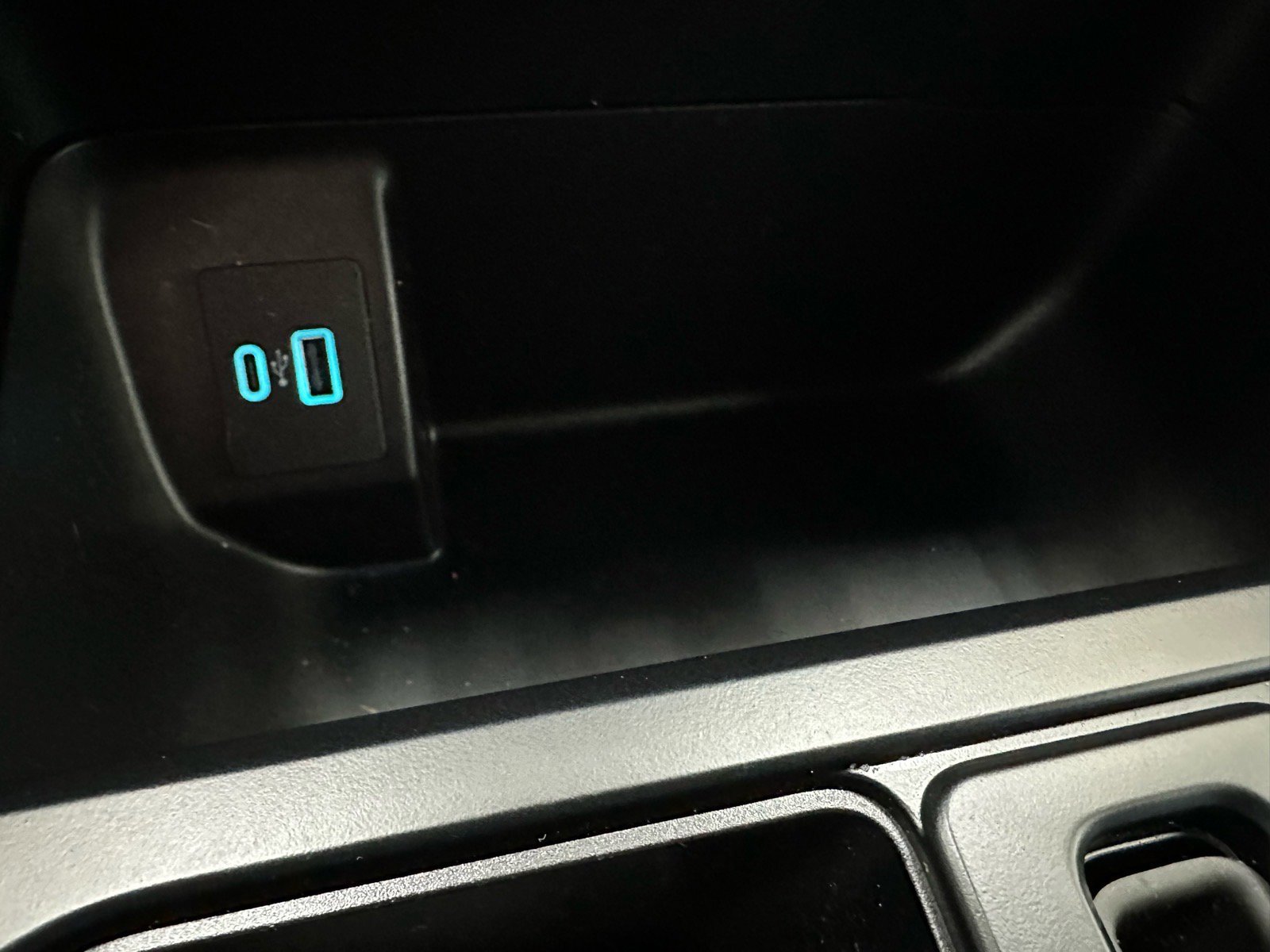 Certified 2023 Ford F150 XLT w/ Equipment Group 302A High image 39