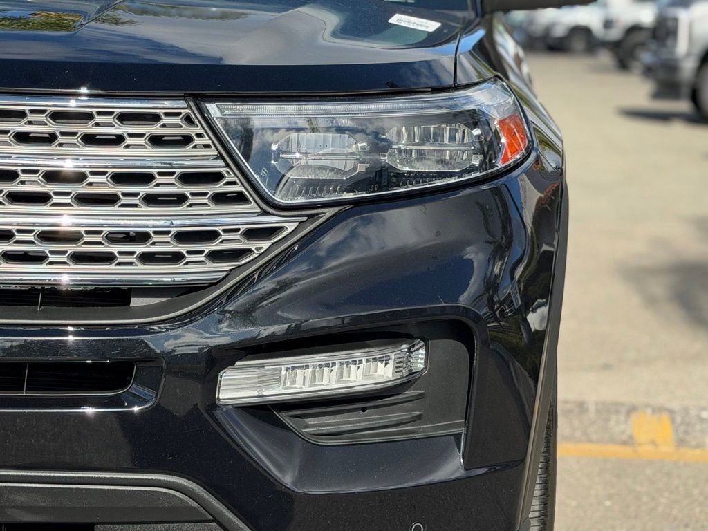 Certified 2023 Ford Explorer Limited RWD image 8