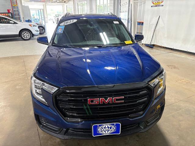 Used 2022 GMC Terrain SLE w/ Driver Convenience Package AWD/4WD image 5