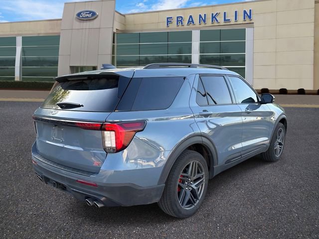 Certified 2025 Ford Explorer ST AWD/4WD image 7