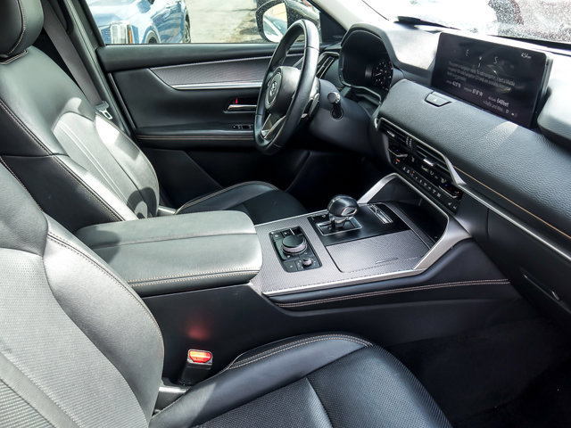 Used 2025 MAZDA CX-90 3.3 Turbo w/ Premium Sport Pkg image 27