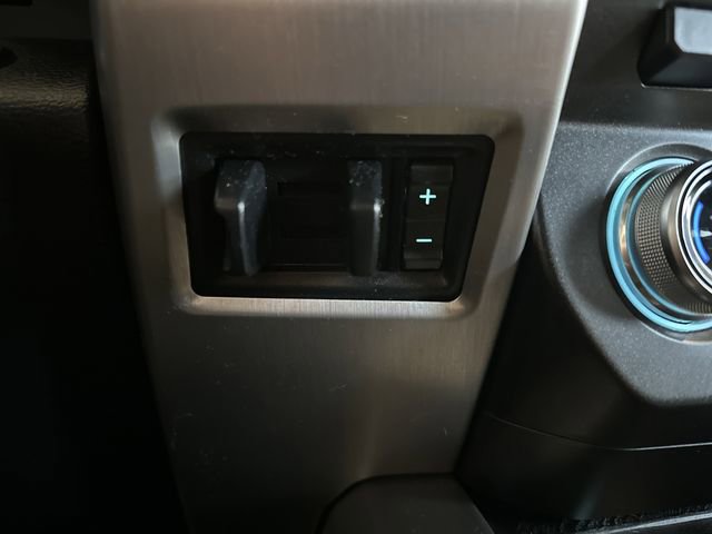 Certified 2018 Ford F350 Platinum w/ Platinum Ultimate Package image 27