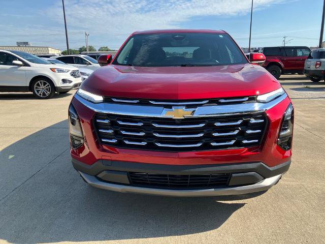 Used 2026 Chevrolet Equinox LT w/ Safety and Technology Package FWD image 9