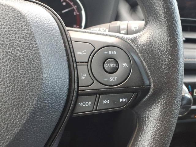 Used 2024 Toyota RAV4 XLE FWD image 27