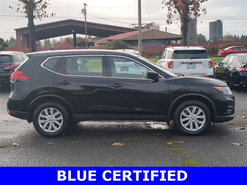 Used 2017 Nissan Rogue S image 6