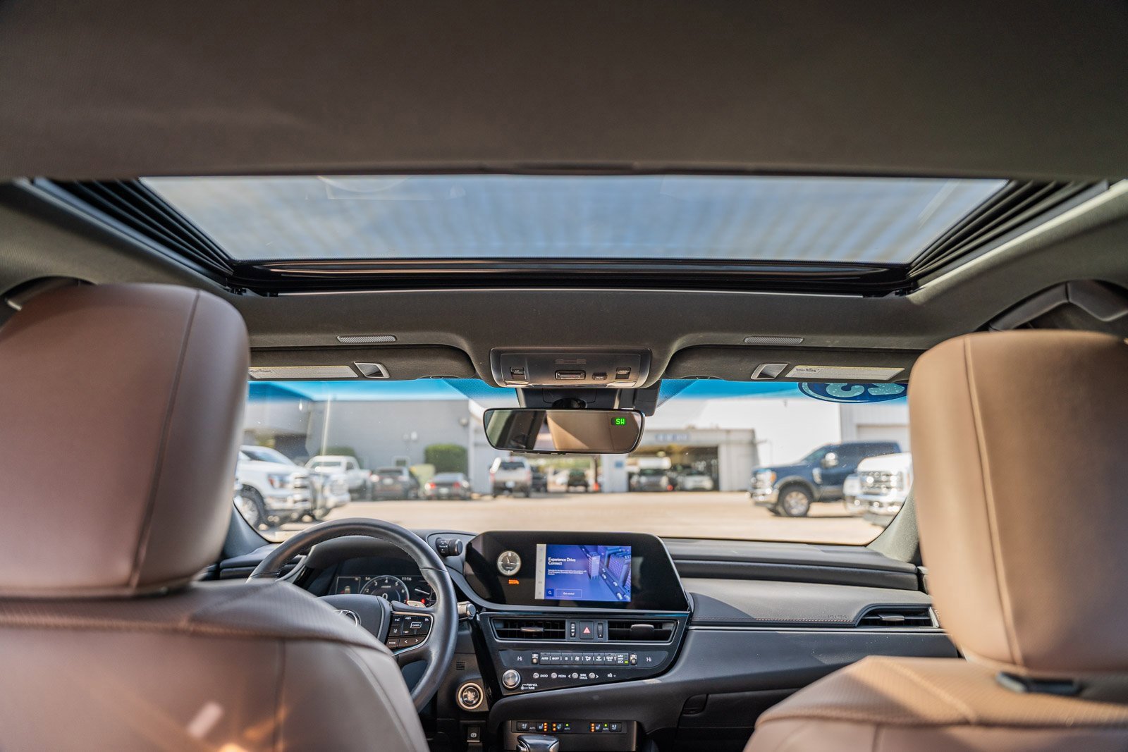 Used 2023 Lexus ES 350 w/ Premium Package image 32