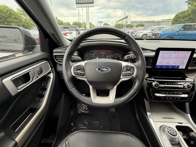 Certified 2021 Ford Explorer Limited w/ Hybrid Equipment Group 310A AWD/4WD image 15