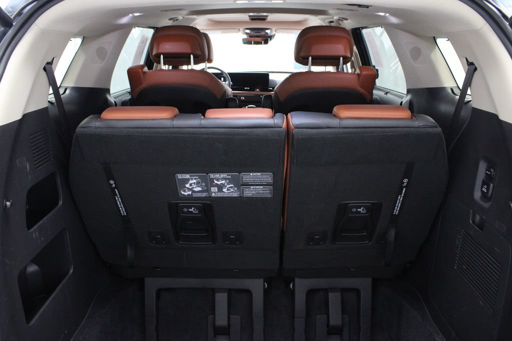 Used 2025 Kia Carnival SX Prestige FWD image 18