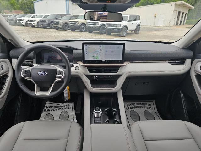 Certified 2026 Ford Explorer Active w/ Active Comfort Package RWD image 15