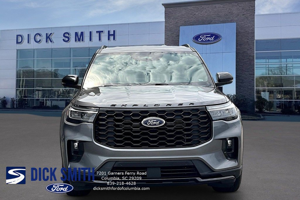 Certified 2025 Ford Explorer ST-Line AWD/4WD image 2