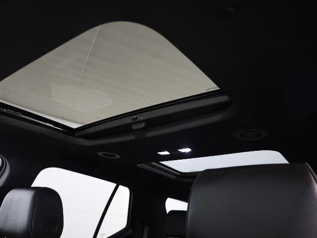 Used 2022 Chevrolet Traverse RS image 22