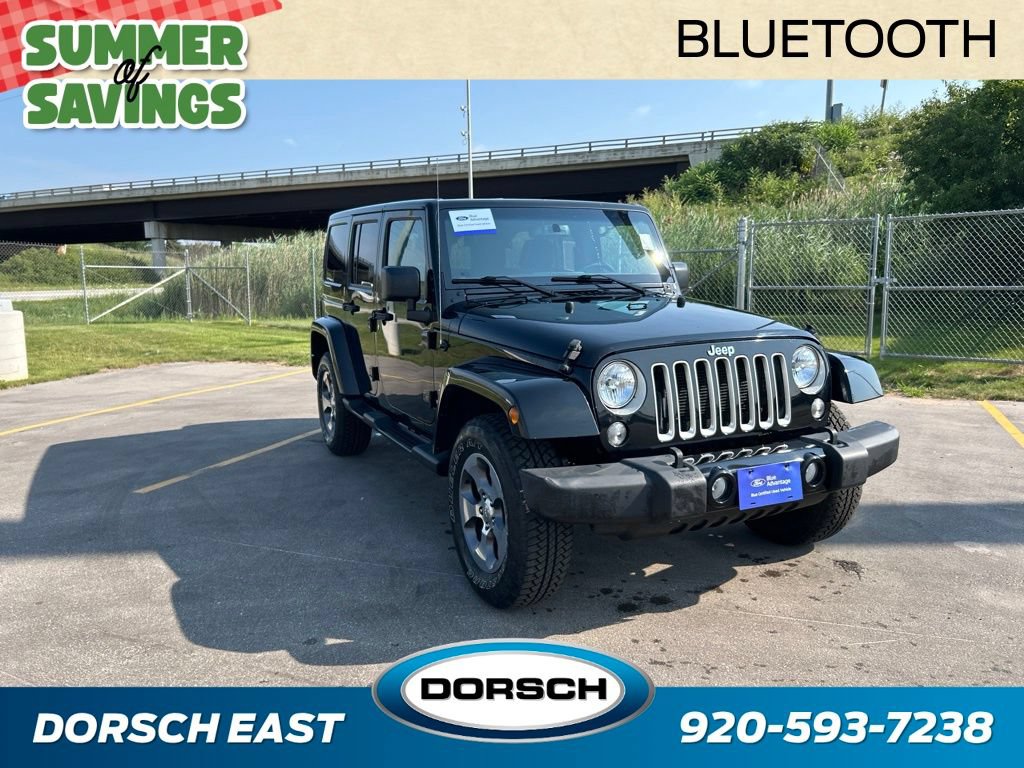 Used 2017 Jeep Wrangler Unlimited Sahara w/ Connectivity Group AWD/4WD image 4