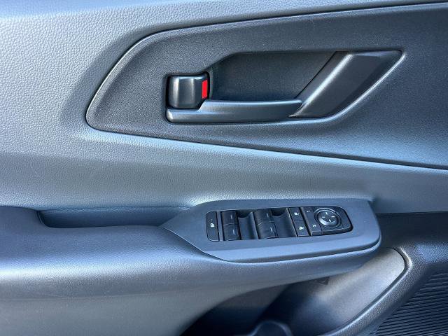 Used 2024 Toyota Prius LE image 10