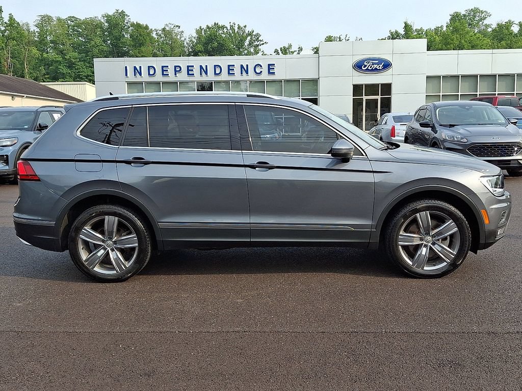 Used 2020 Volkswagen Tiguan SEL AWD/4WD image 12