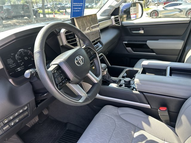 Used 2024 Toyota Tundra Limited AWD/4WD image 19