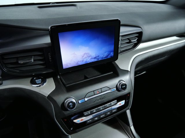 Certified 2020 Ford Explorer XLT w/ Comfort Package AWD/4WD image 19