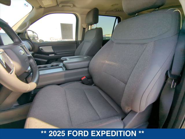 Certified 2025 Ford Expedition Max Active AWD/4WD image 20