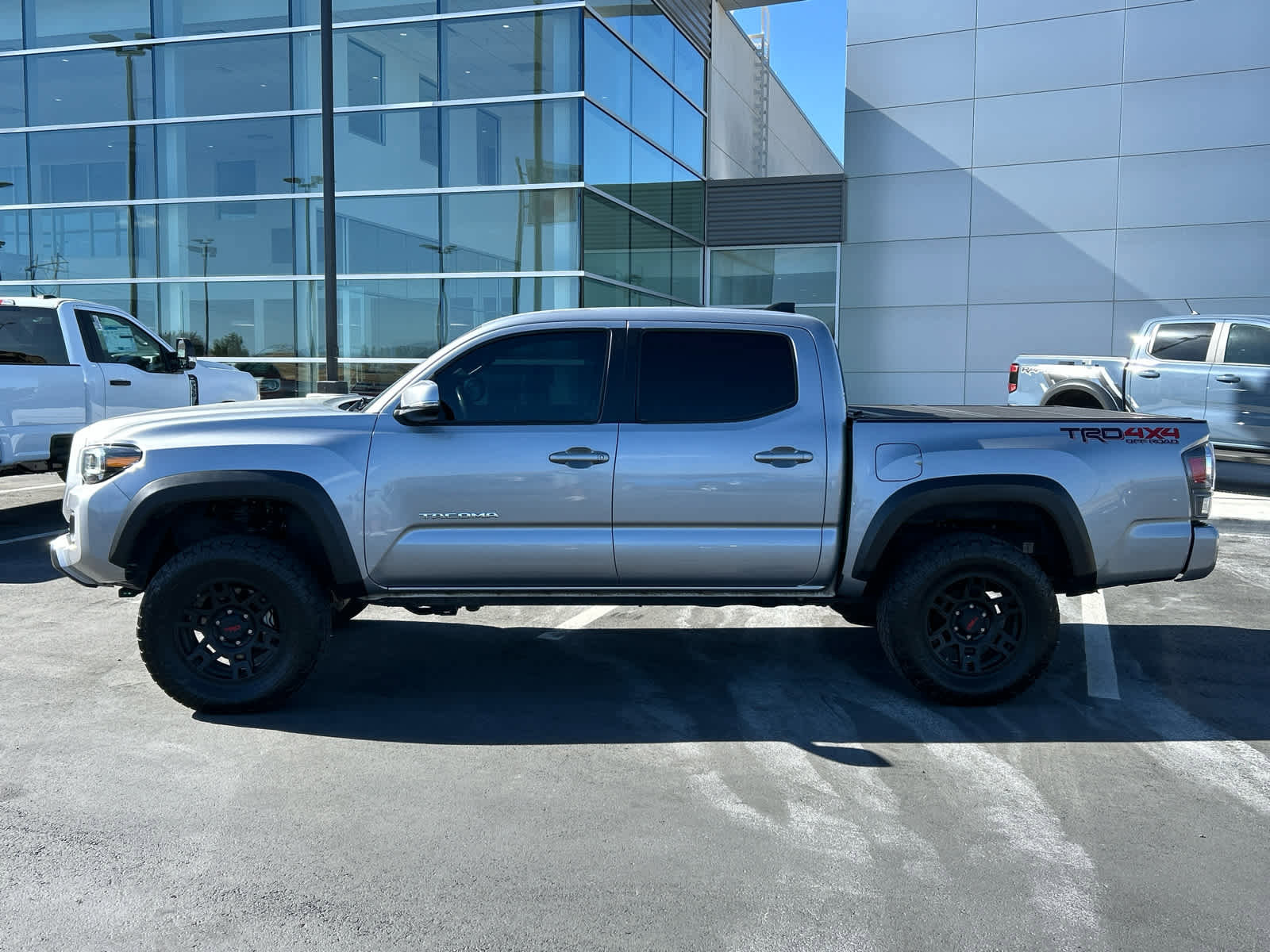 Used 2021 Toyota Tacoma TRD Off-Road image 19