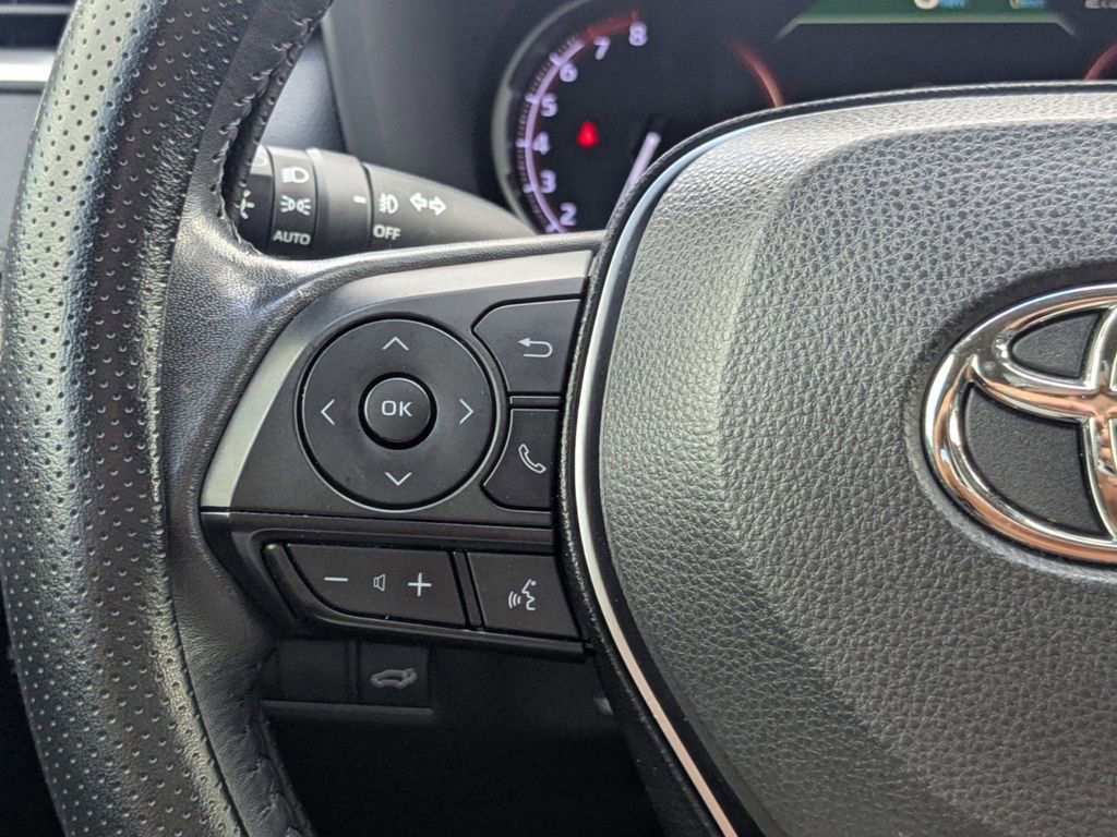 Used 2019 Toyota RAV4 Limited image 28