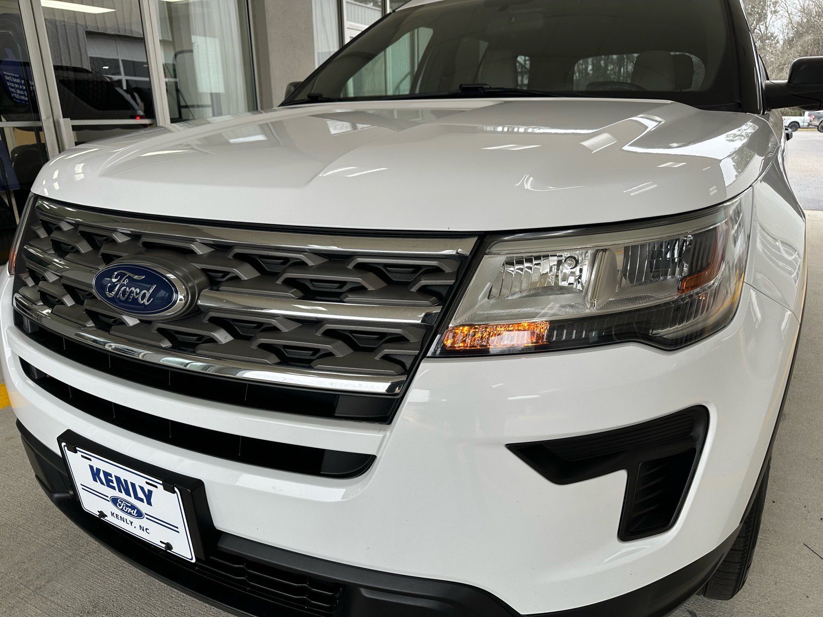 Certified 2019 Ford Explorer FWD image 10
