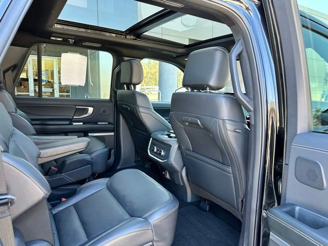 Certified 2025 Ford Expedition Max Platinum w/ Stealth Performance Package AWD/4WD image 68