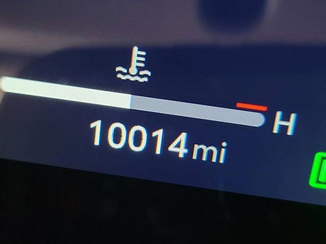 Used 2025 Toyota Camry XSE FWD image 27