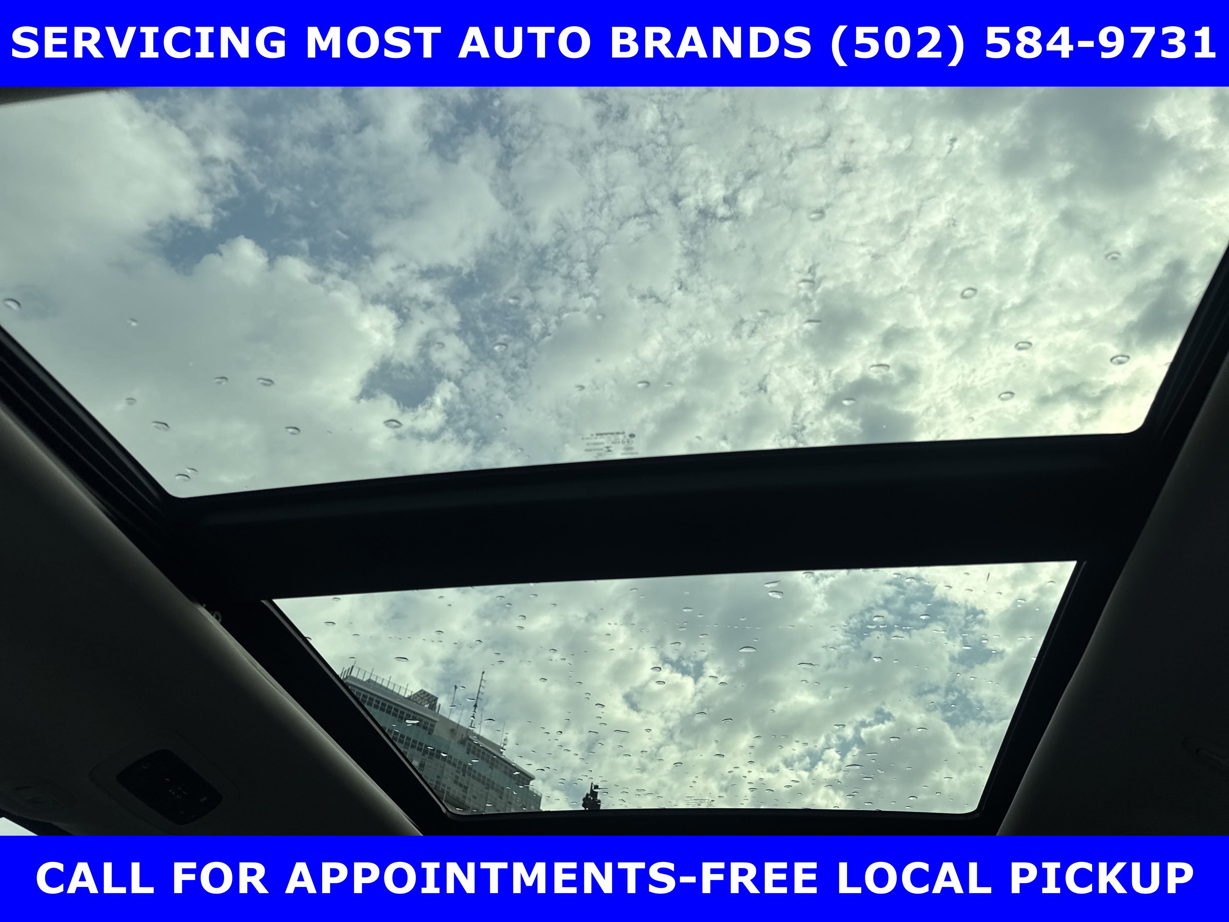 Used 2017 Chrysler Pacifica Limited image 45