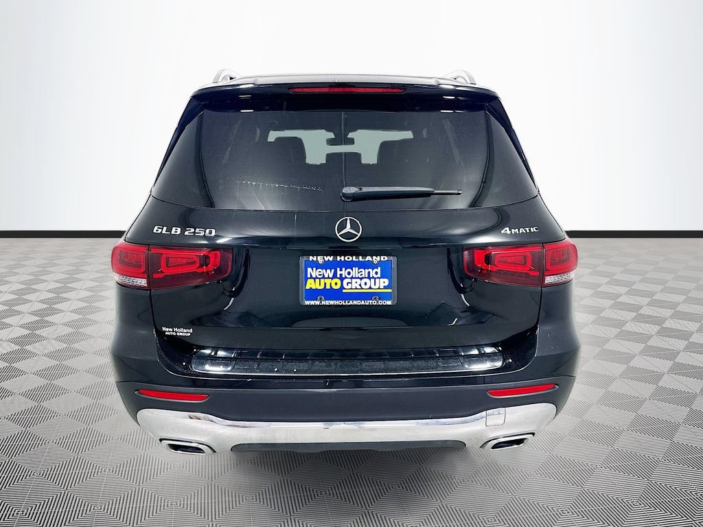 Used 2021 Mercedes-Benz GLB 250 4MATIC image 9