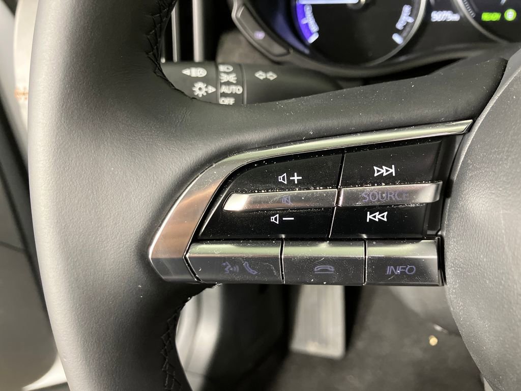 Used 2025 MAZDA CX-50 2.5 Hybrid w/ Weather Package image 17