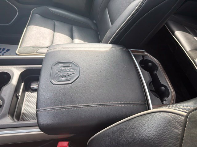 Used 2021 RAM 1500 Laramie AWD/4WD image 34