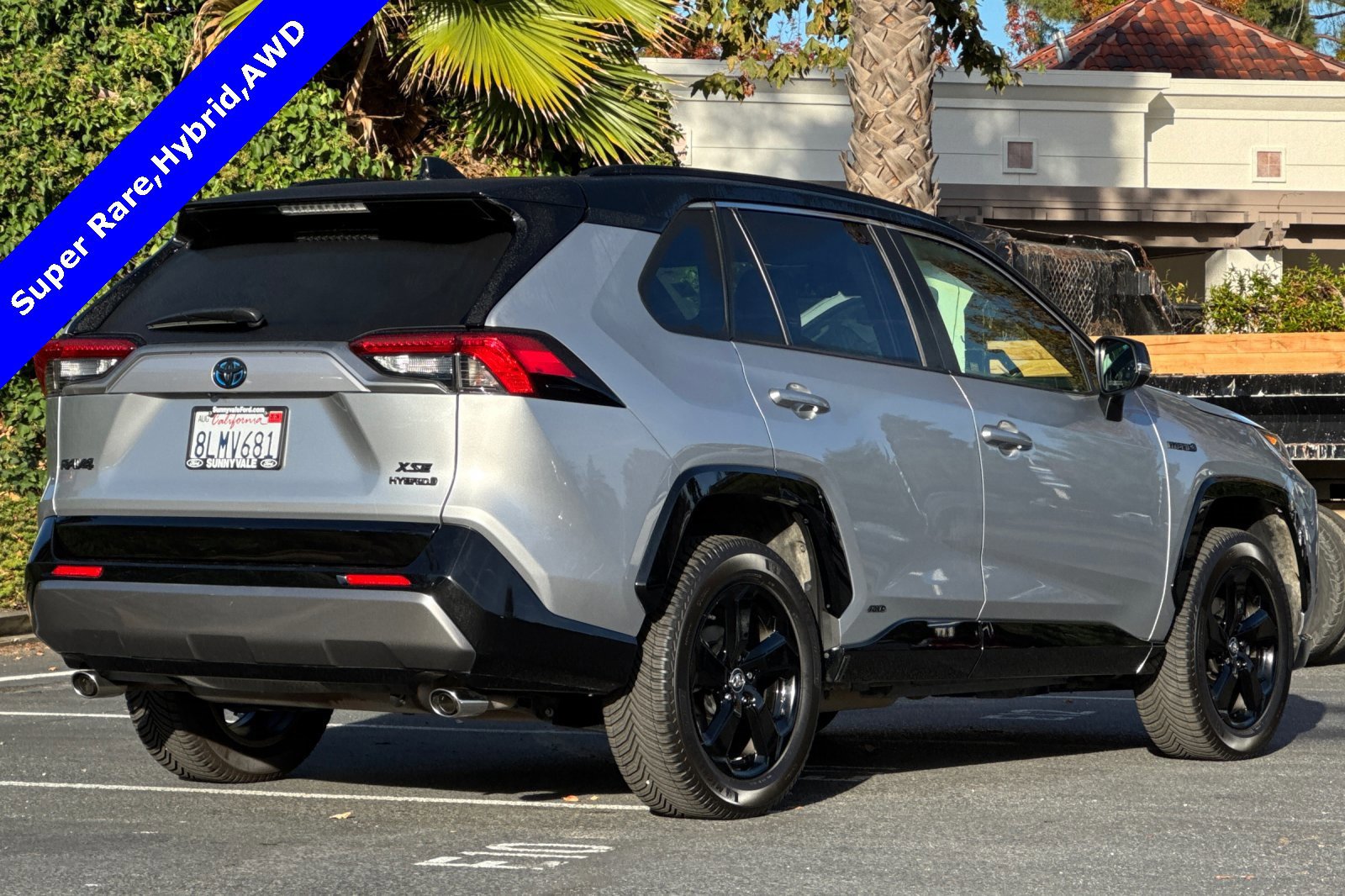 Used 2019 Toyota RAV4 XSE w/ XSE Weather Package image 5