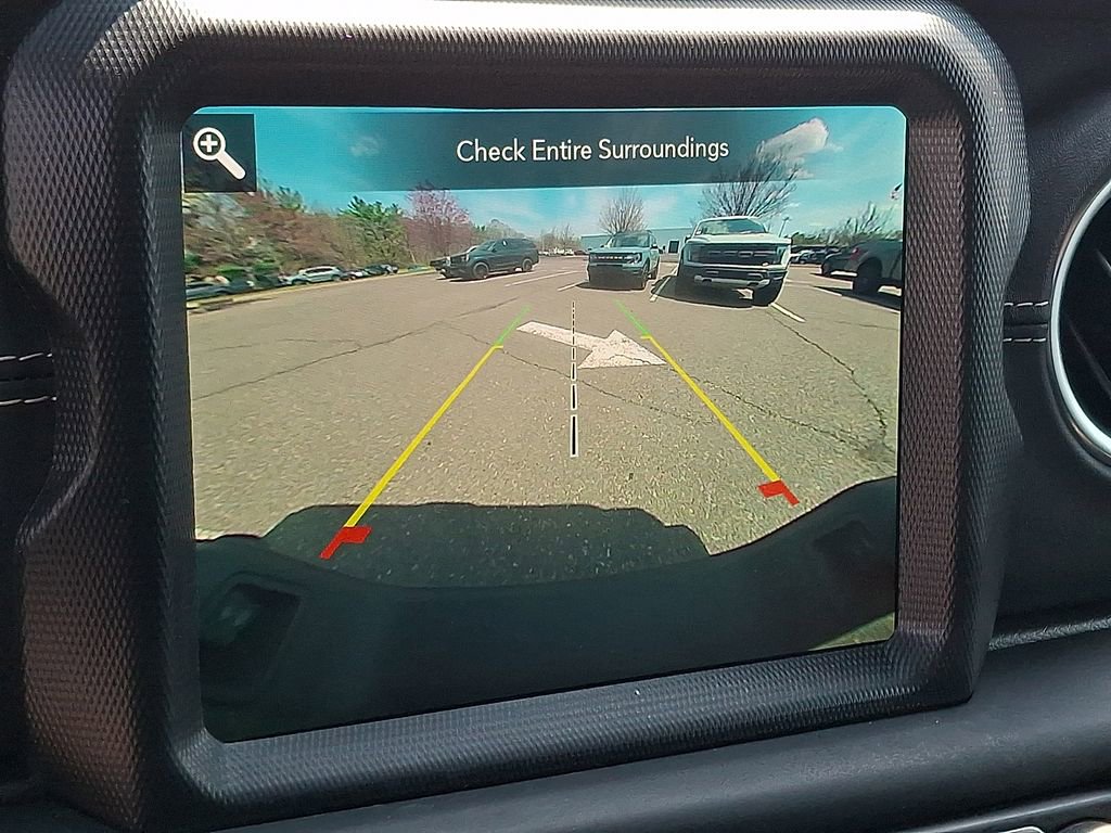 Used 2021 Jeep Gladiator Overland w/ Popular Equipment Package AWD/4WD image 4