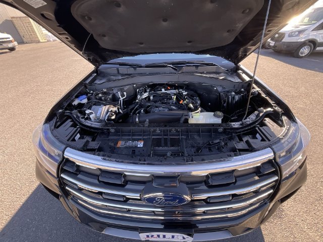 Certified 2025 Ford Explorer Active AWD/4WD image 27