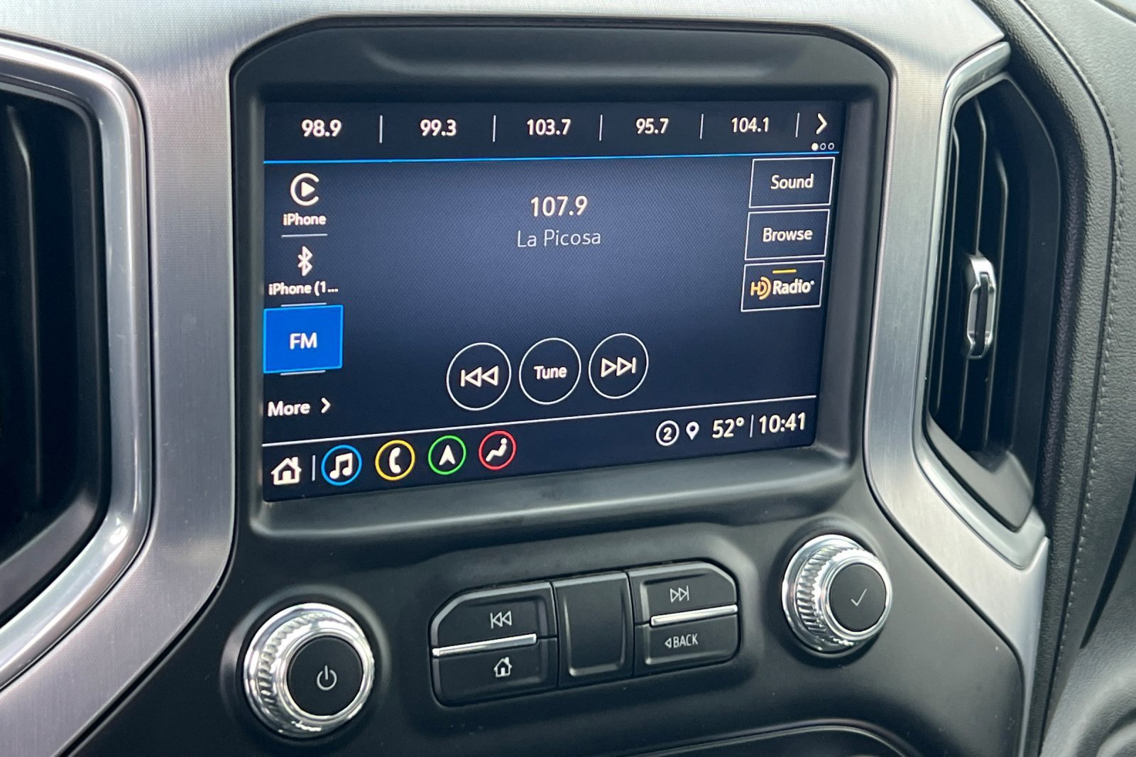 Used 2021 GMC Sierra 2500 SLT w/ SLT Preferred Package image 20