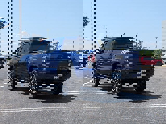 Used 2023 Toyota Tacoma TRD Off-Road w/ Technology Package AWD/4WD image 3