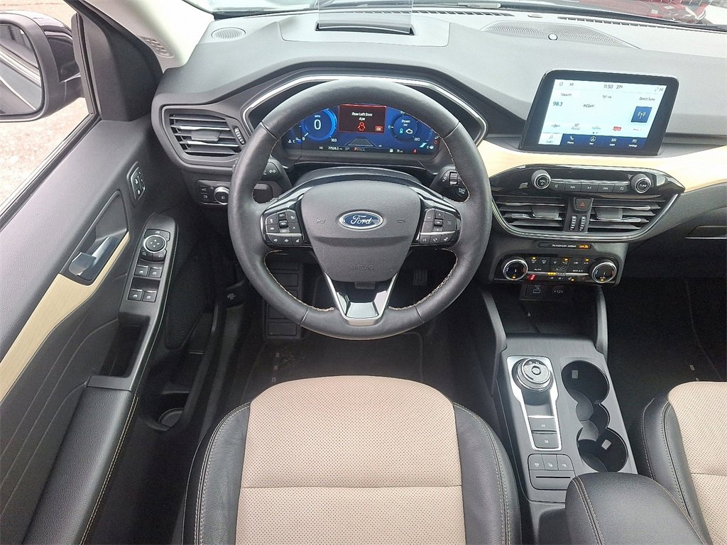 Certified 2022 Ford Escape Titanium w/ Titanium Elite Package image 12