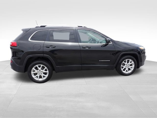 Used 2017 Jeep Cherokee Latitude FWD image 13