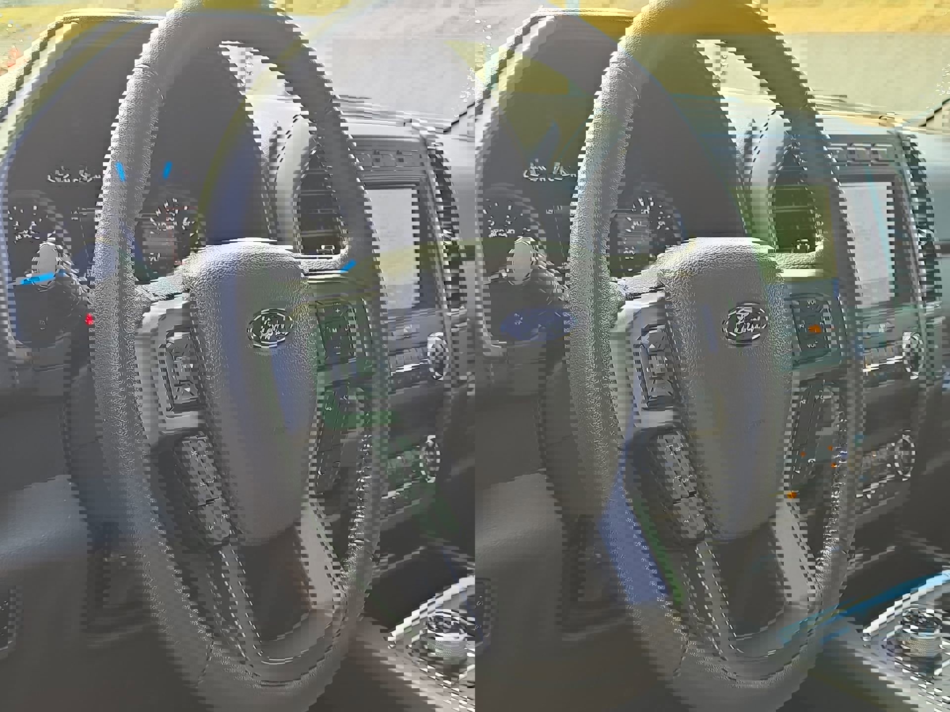 Certified 2020 Ford Expedition XLT w/ Equipment Group 201A image 15