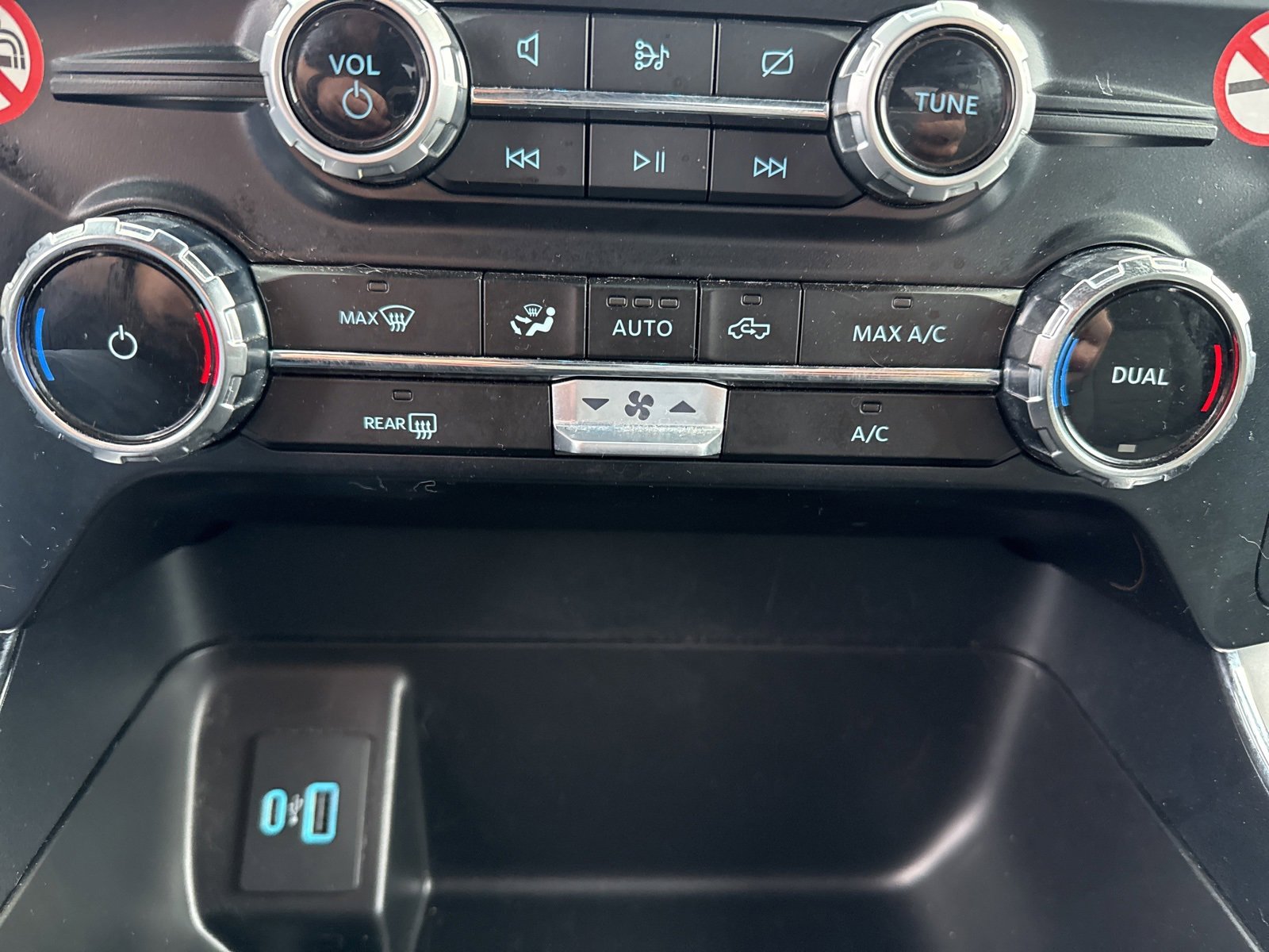 Certified 2024 Ford F150 XLT w/ Mobile Office Package image 30