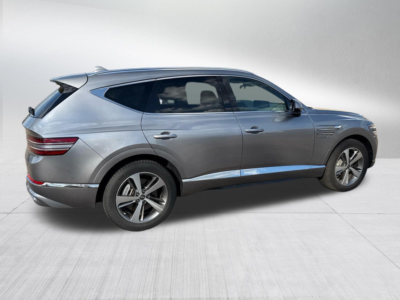 Used 2023 Genesis GV80 2.5T w/ Advanced Package AWD/4WD image 11
