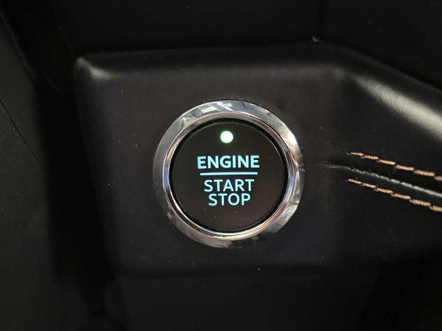 Certified 2022 Ford Expedition Platinum image 16