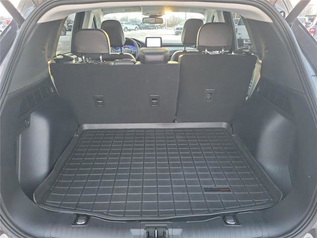 Certified 2022 Ford Escape Titanium w/ Class II Trailer Tow Package image 28