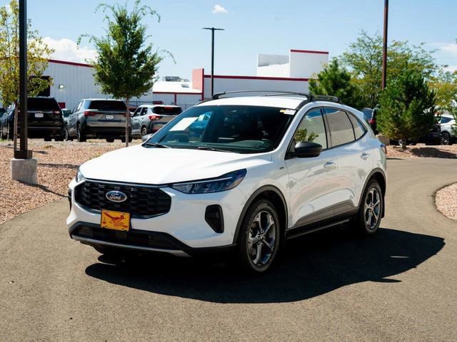 Certified 2025 Ford Escape ST-Line w/ Equipment Group 301A FWD image 10