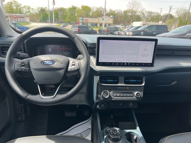 Certified 2025 Ford Maverick Lobo AWD/4WD image 24