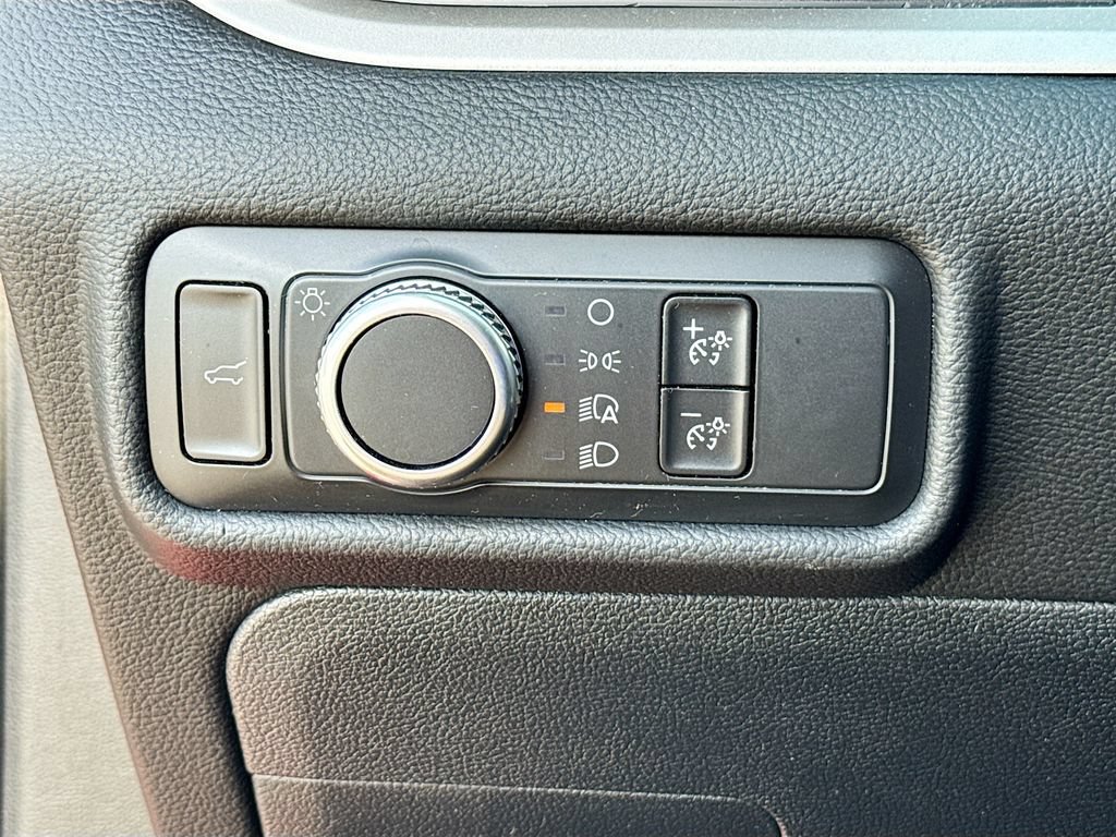 Certified 2020 Ford Explorer XLT RWD image 10