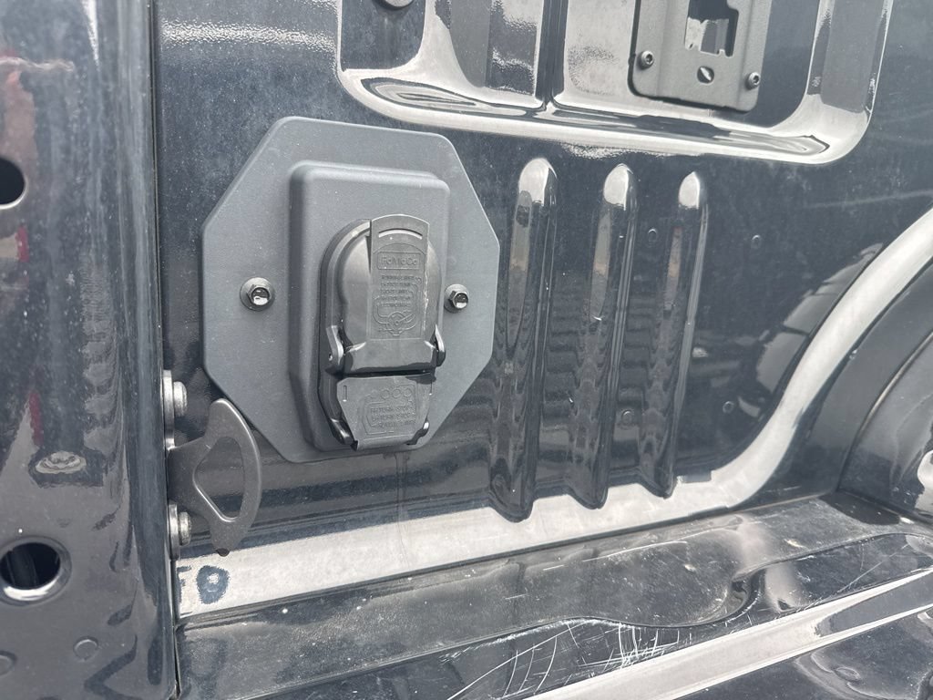Certified 2023 Ford F250 XLT AWD/4WD image 5